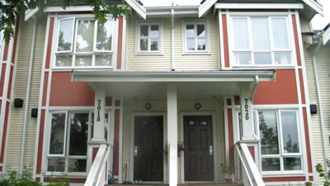 3 Bedrooms Townhouse in Champlain Village