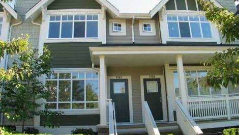 4 Bedrooms Townhouse With View in Champlain Gardens